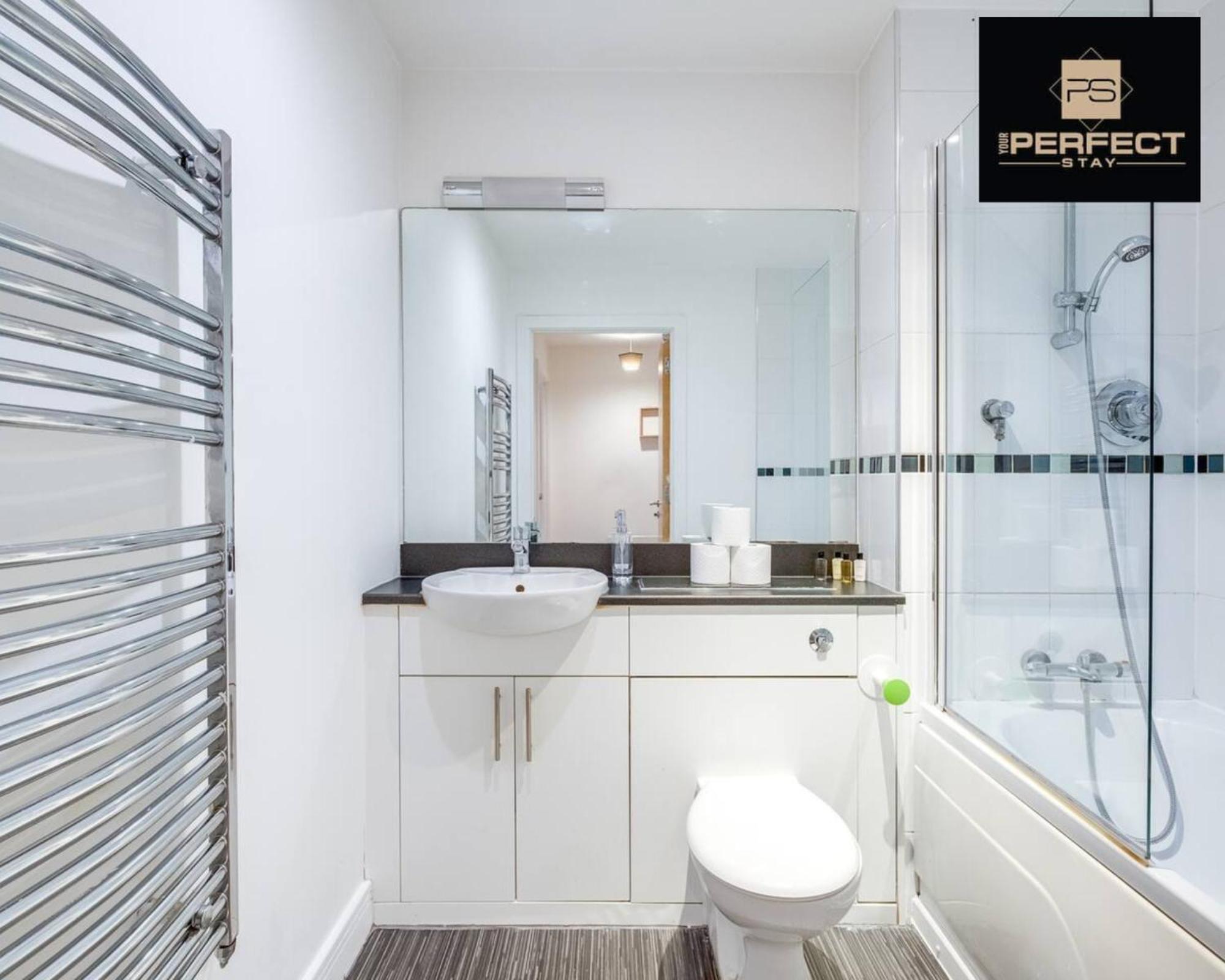 Mercury Suite City Centre Netflix Dedicated Workspace By Your Perfect Stay Short Lets Birmingam Exterior foto