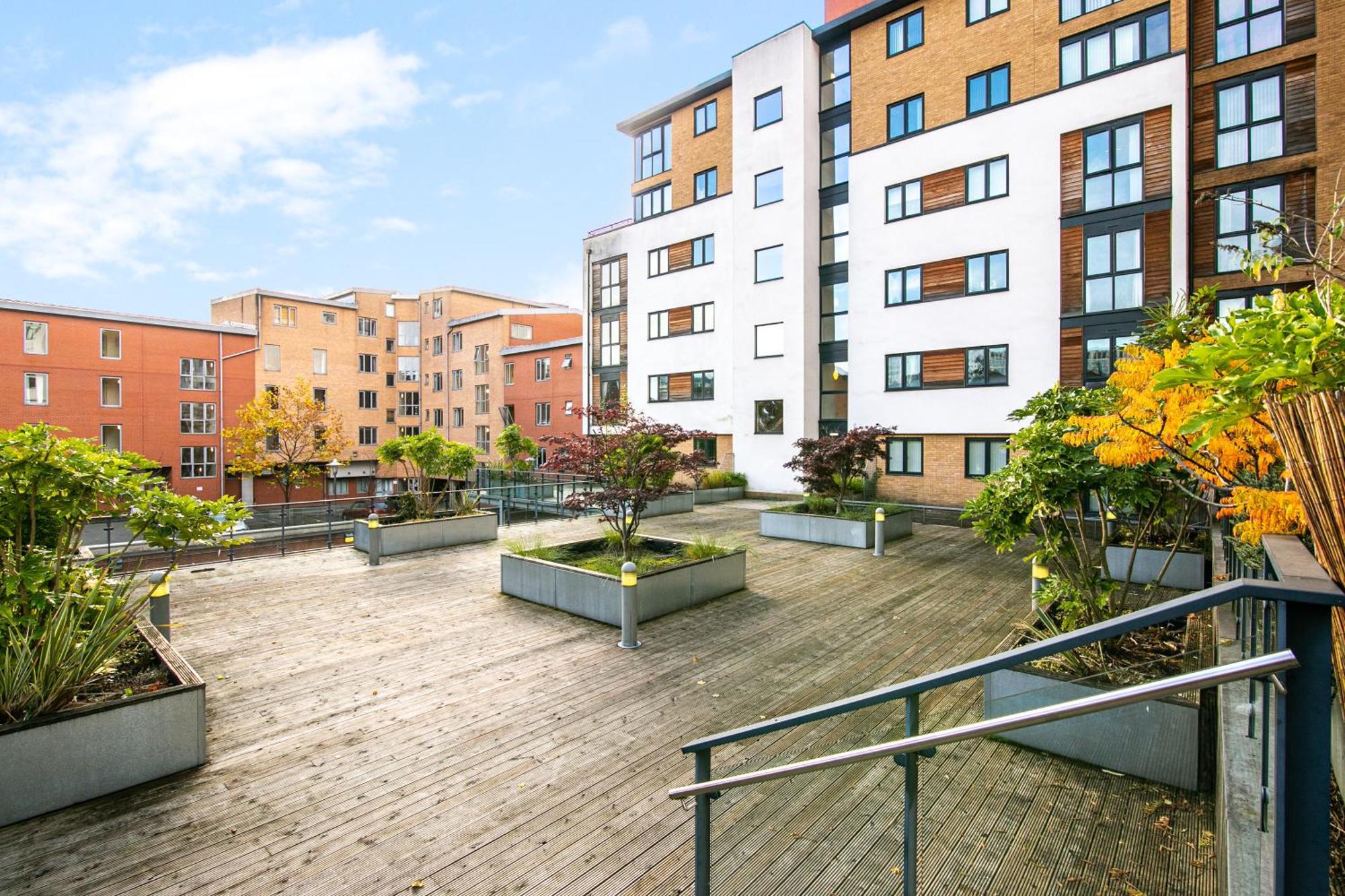 Mercury Suite City Centre Netflix Dedicated Workspace By Your Perfect Stay Short Lets Birmingam Exterior foto
